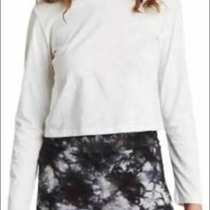 Wild Fable Classic Long Sleeve White Tee MEDIUM